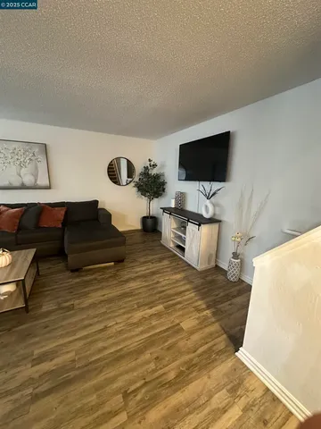 $519,999 | 670 Fargo Avenue, Unit 5, San Leandro, CA 94579