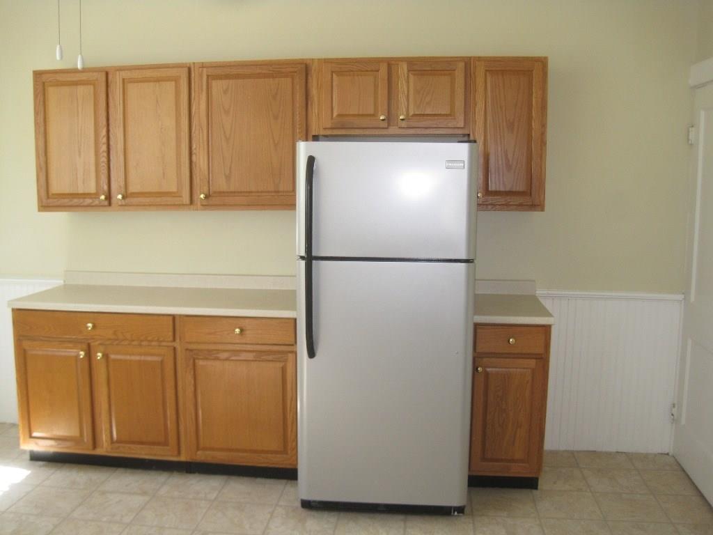 325 Rothman Street Arlington, PA 15210 - Photo 5 of 13