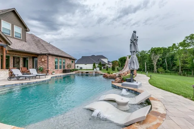 $1,474,000 | 217 The Falls Drive, Sunnyvale, TX 75182