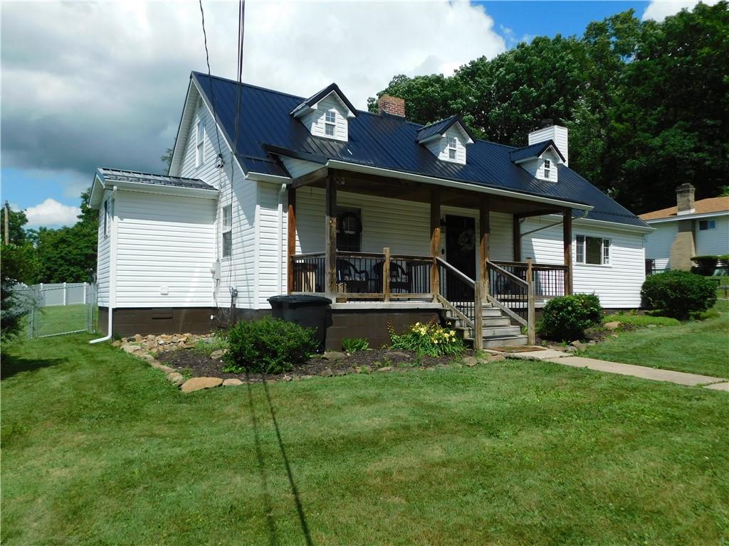 39 May Street Fairchance, PA 15436 - Photo 3 of 22