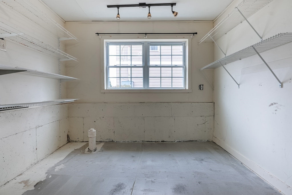 318 Crescent Street, Unit A Fall River, MA 02720 - Photo 20 of 24