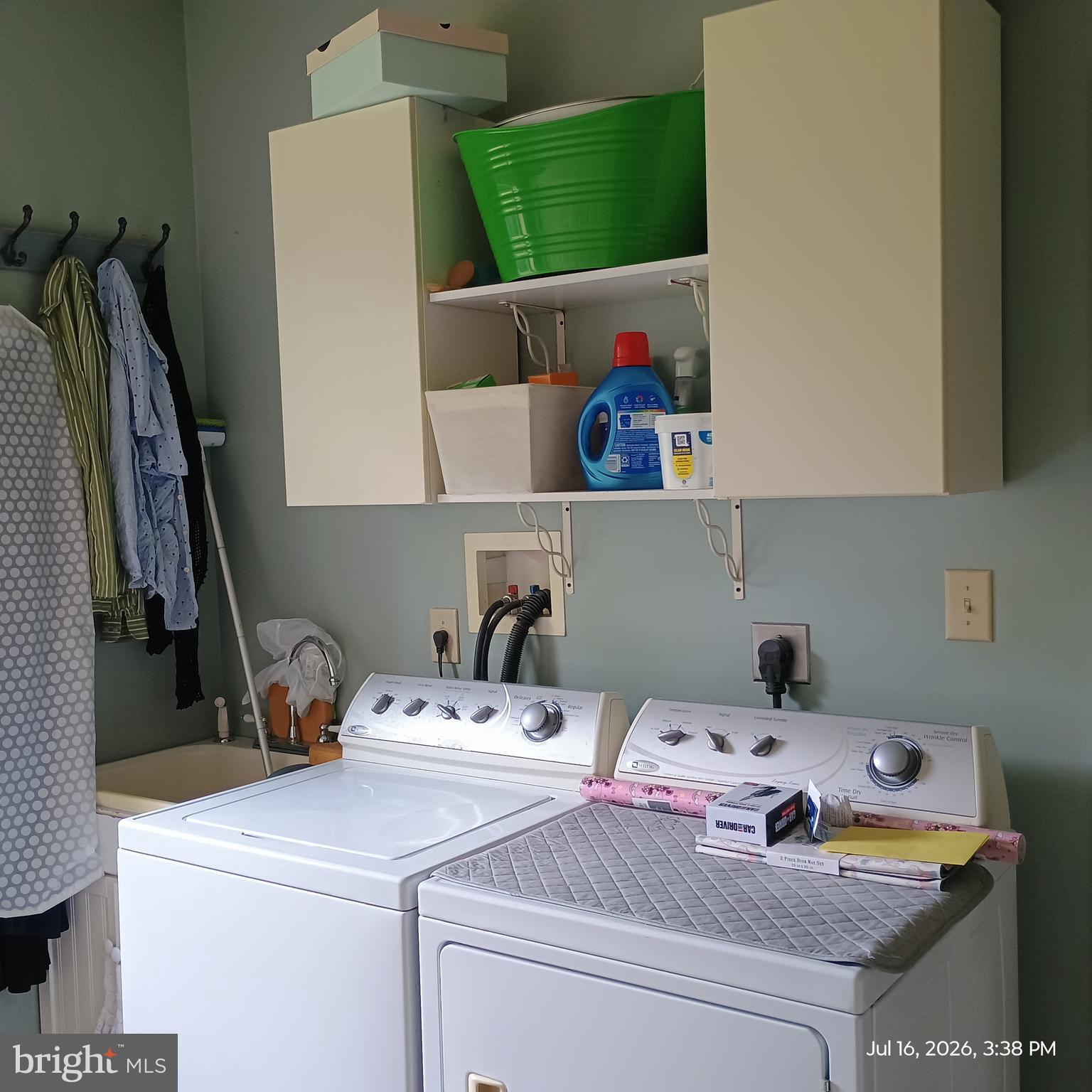 425 Swamp Road Morgantown, PA 19543 - Photo 22 of 55 Laundry room, 1