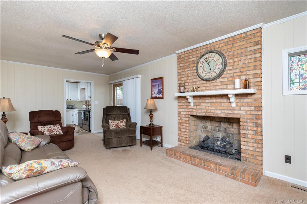 1742 Colony Road Rock Hill, SC 29730 - Photo 3 of 17 Gallery Image 3