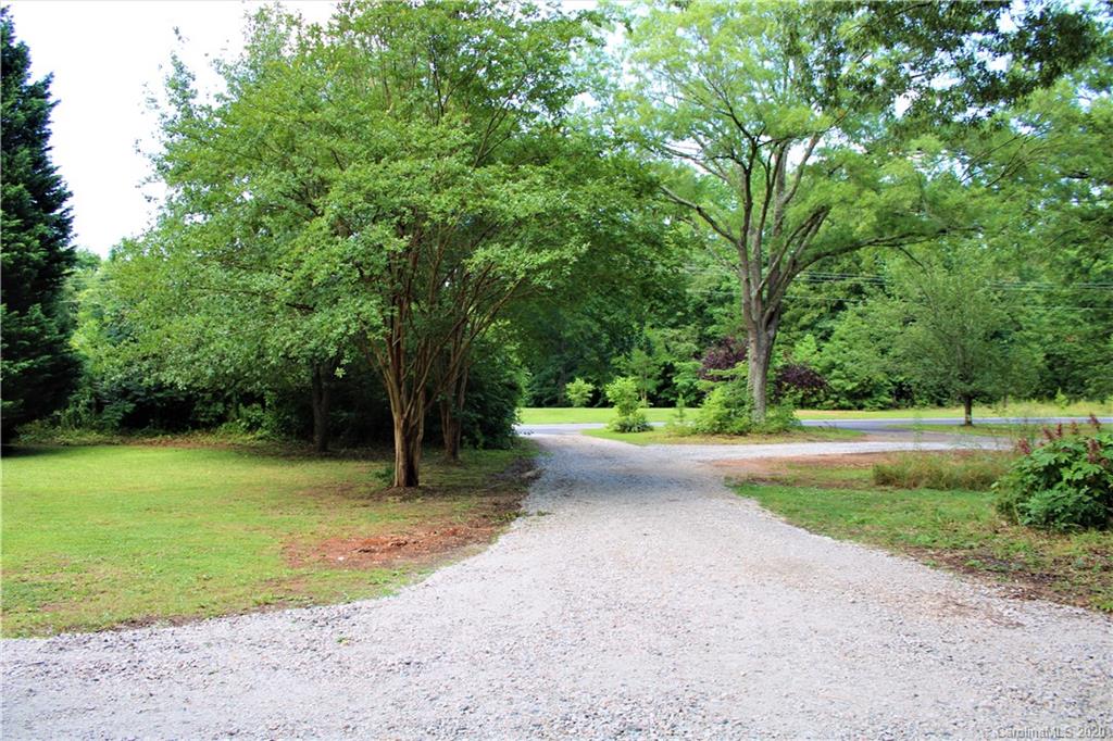 187 North Shiloh Road York, SC 29745 - Photo 4 of 17 Gallery Image 4