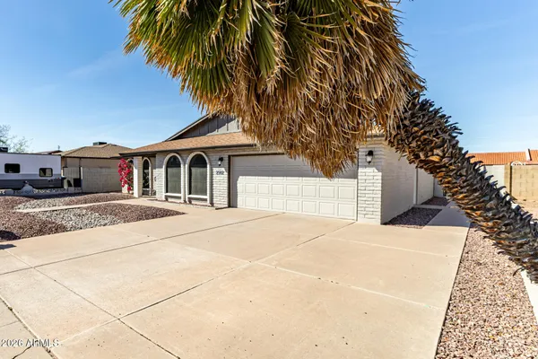 $2,400 | 2502 East Malibu Drive, Tempe, AZ 85282