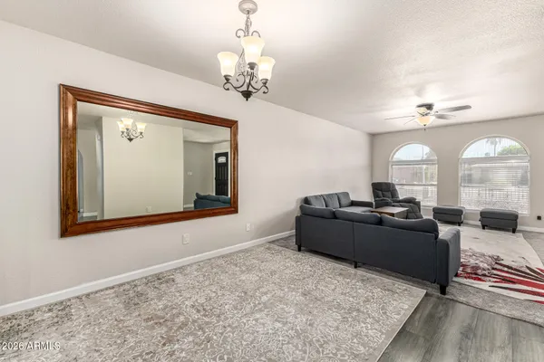 $2,400 | 2502 East Malibu Drive, Tempe, AZ 85282