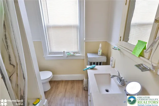 $332,000 | 424 West 4th Street, Bethlehem, PA 18015