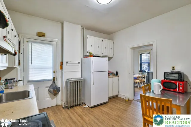 $332,000 | 424 West 4th Street, Bethlehem, PA 18015