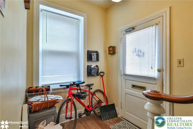 $332,000 | 424 West 4th Street, Bethlehem, PA 18015