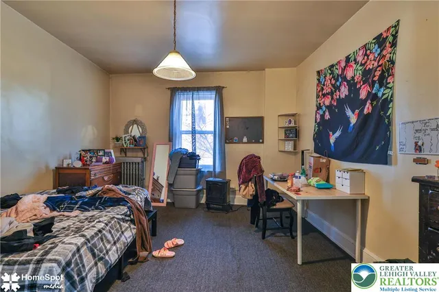 $332,000 | 424 West 4th Street, Bethlehem, PA 18015