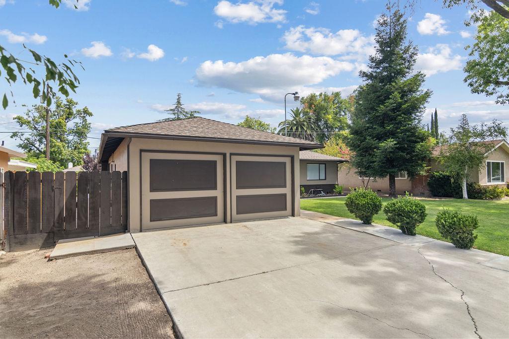1337 Pearl Street Modesto, CA 95350 - Photo 2 of 34