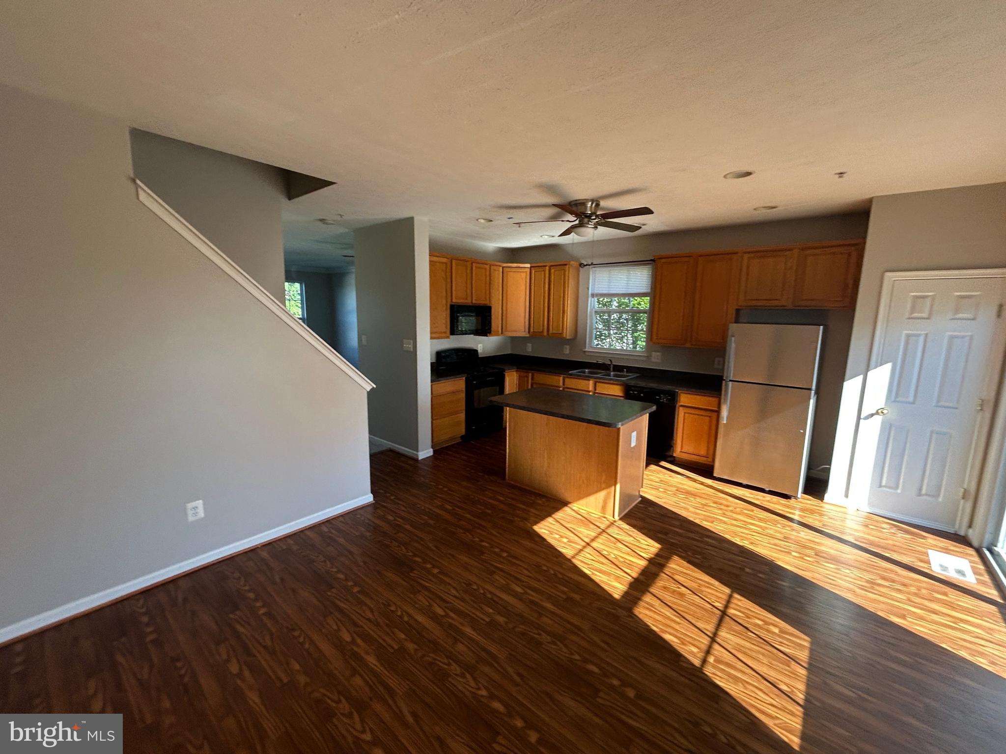 877 Middle River Road Middle River, MD 21220 - Photo 11 of 20 Kitchen