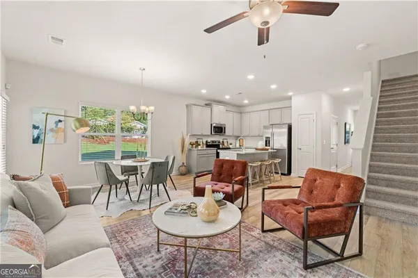$2,300 | 539 Buxton Road, Unit 114, Hoschton, GA 30548