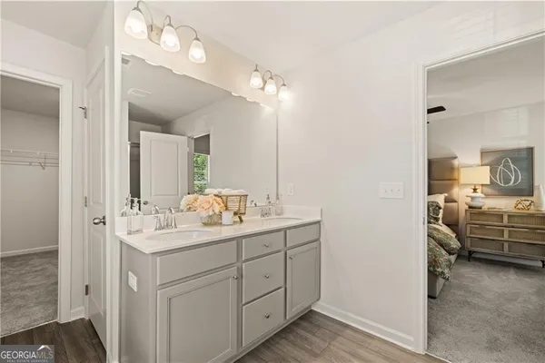 $2,300 | 539 Buxton Road, Unit 114, Hoschton, GA 30548