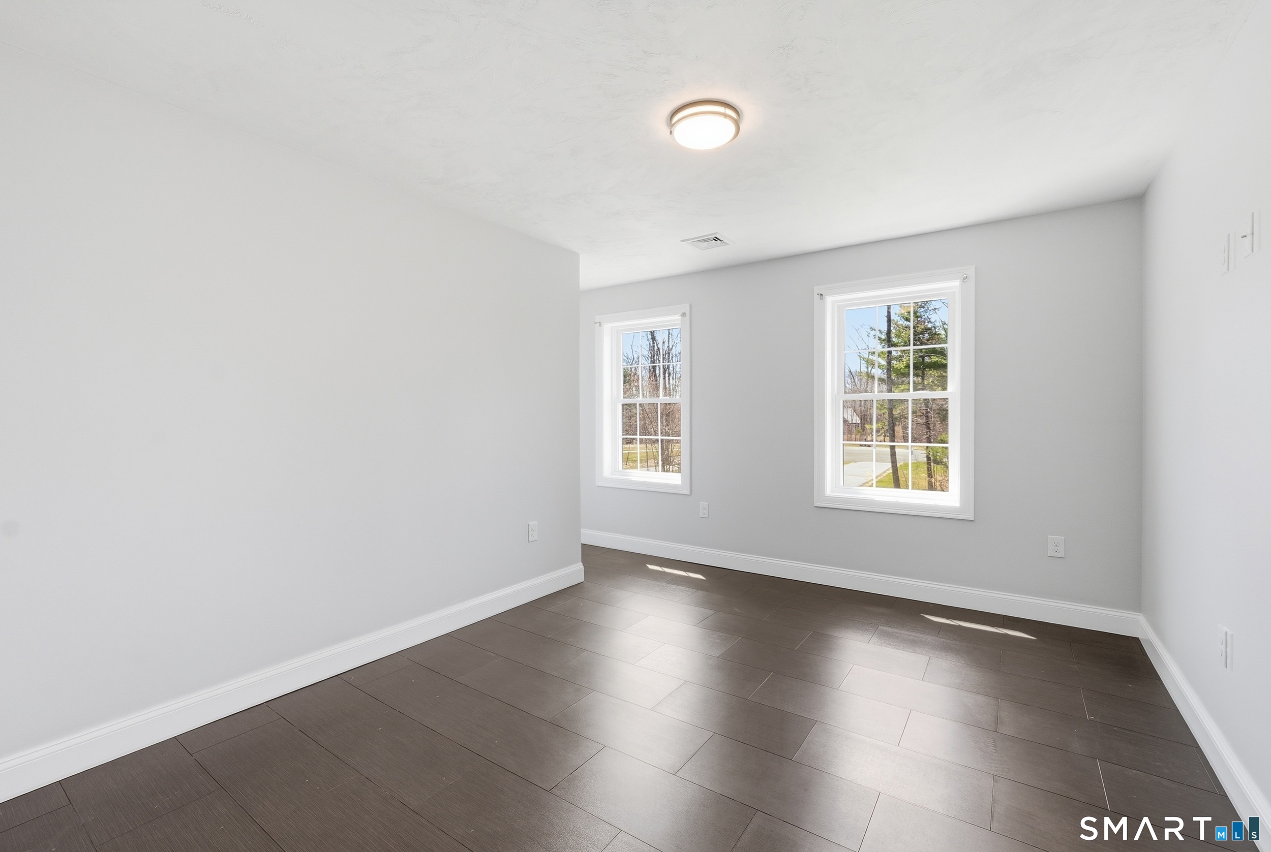 38 Madison Avenue Thompson, CT 06277 - Photo 32 of 40