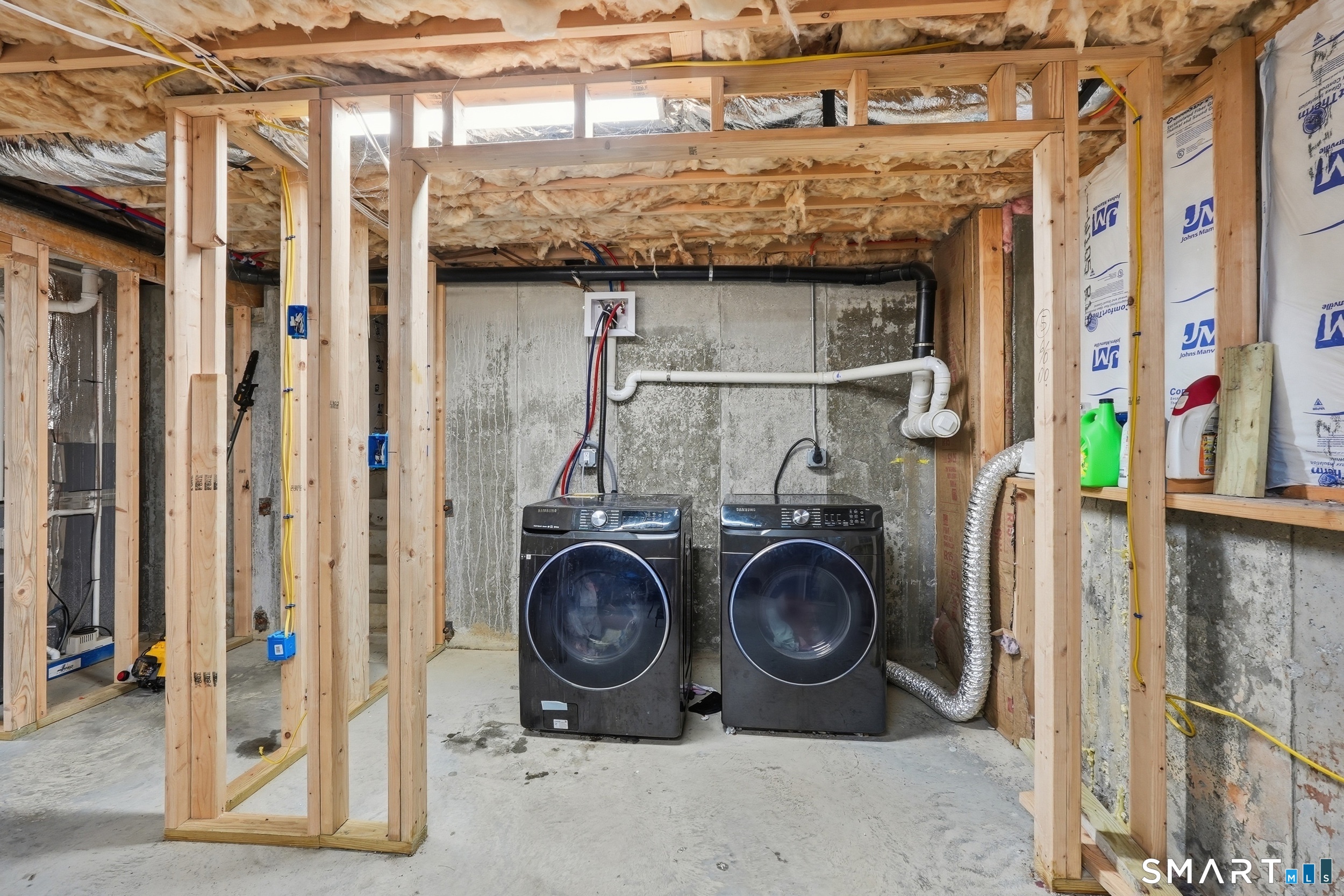 38 Madison Avenue Thompson, CT 06277 - Photo 35 of 40