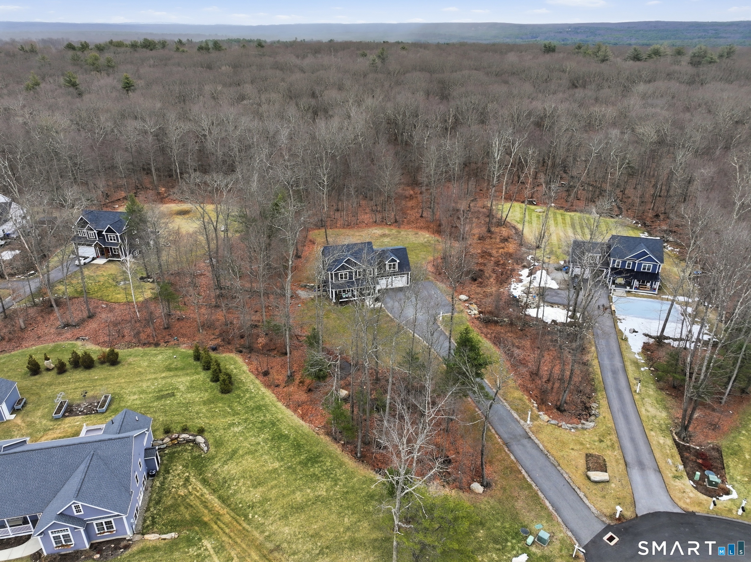 38 Madison Avenue Thompson, CT 06277 - Photo 4 of 40