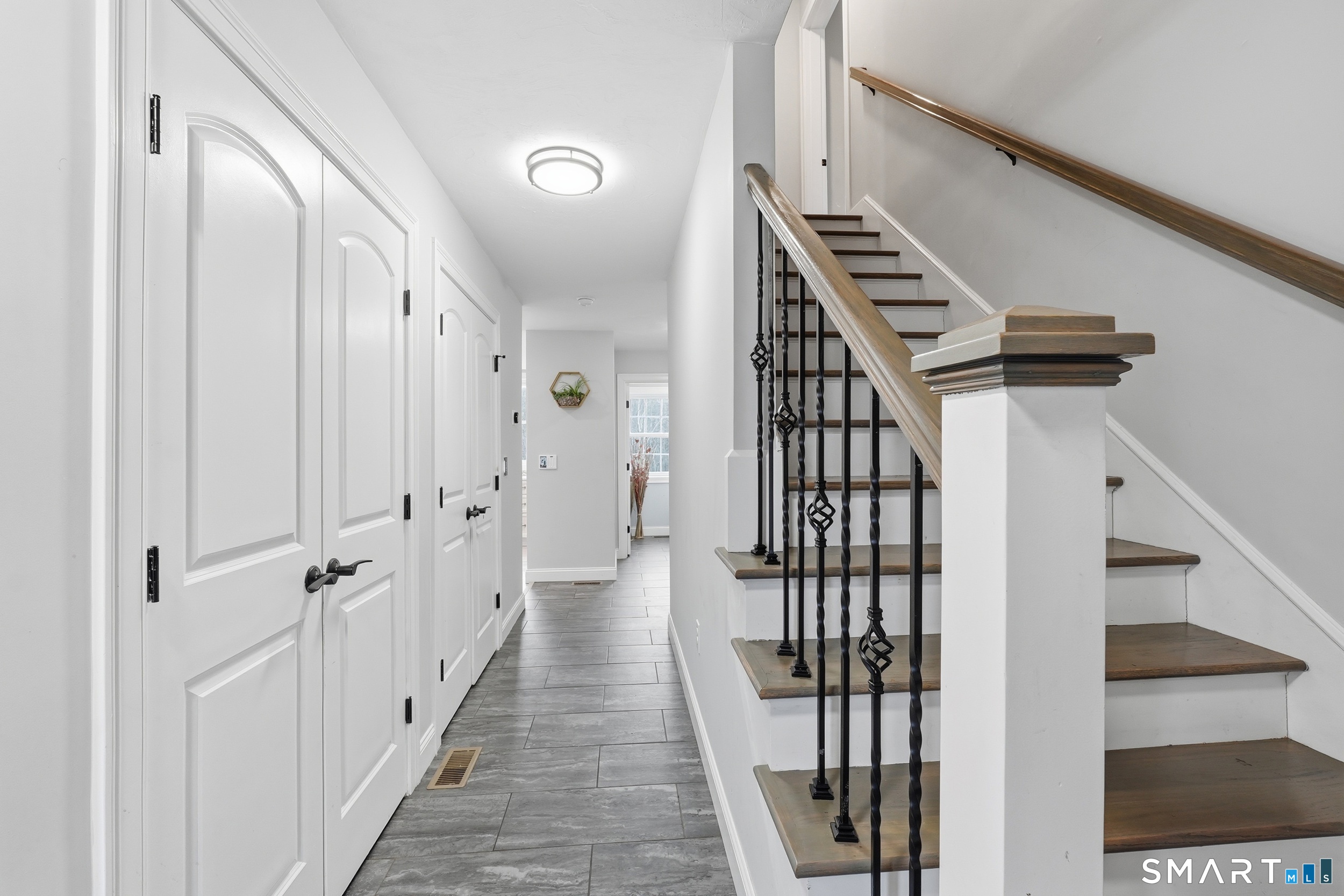 38 Madison Avenue Thompson, CT 06277 - Photo 8 of 40