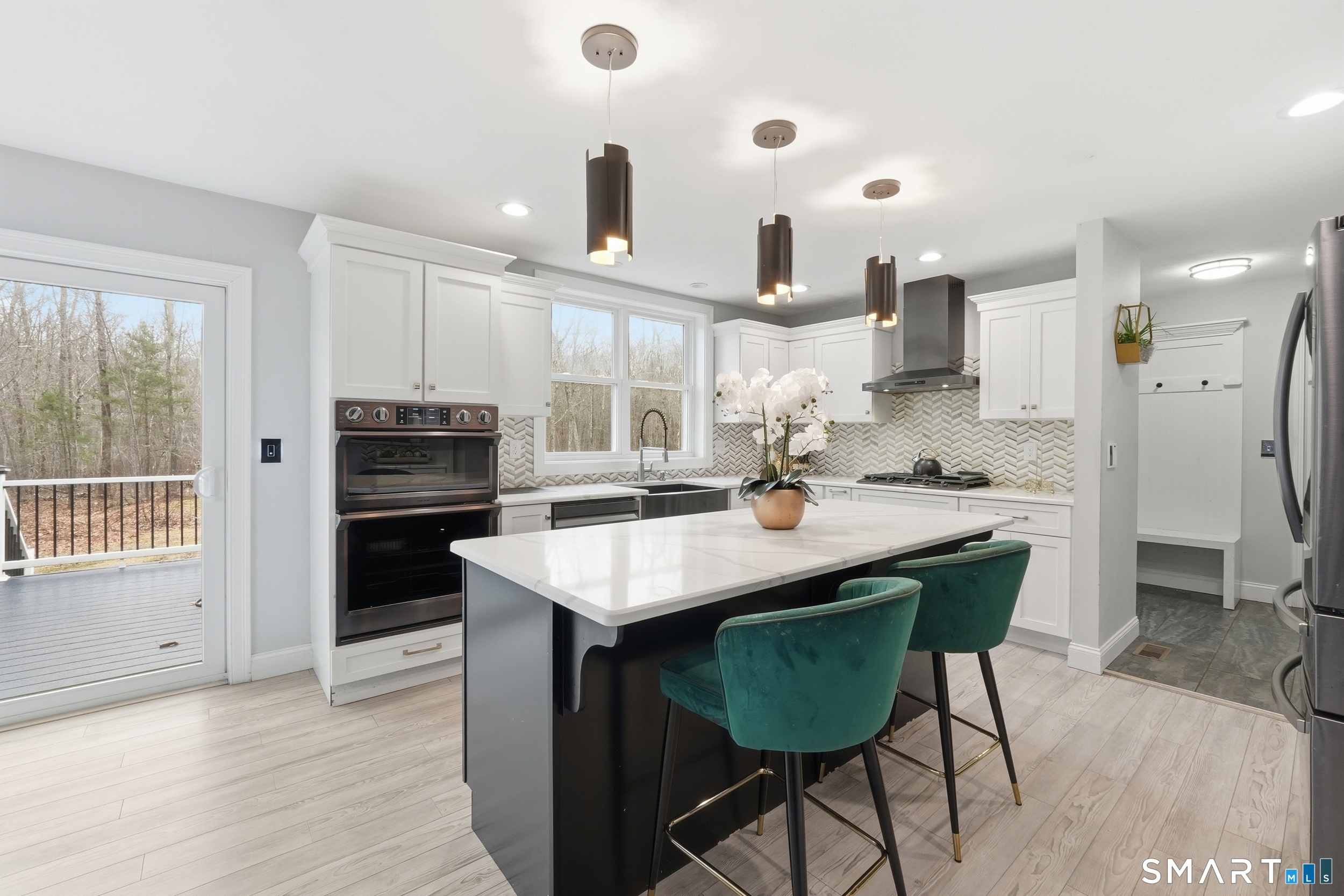 38 Madison Avenue Thompson, CT 06277 - Photo 9 of 40