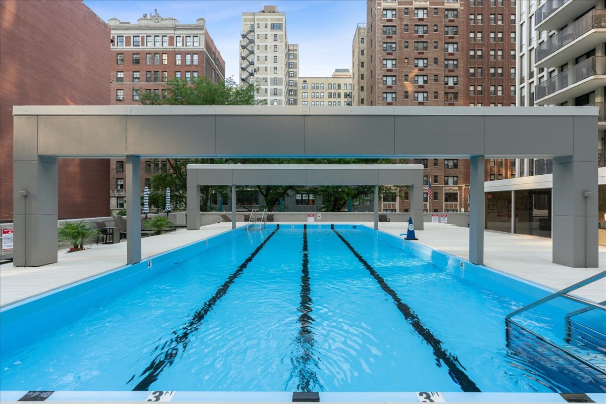 200 East Delaware Place, Unit 13C Chicago, IL 60611 - Photo 30 of 31 a view of balcony with seating space