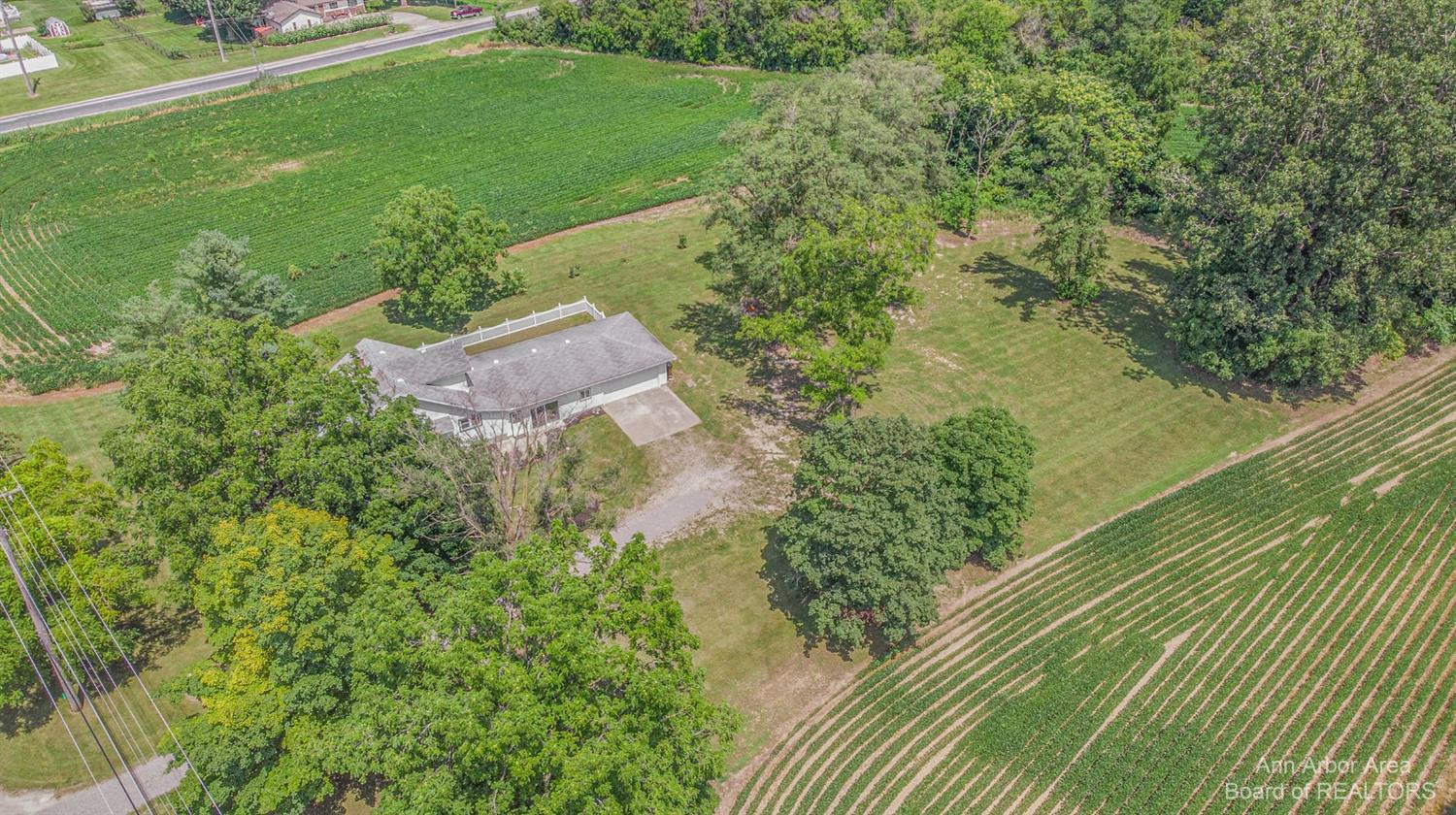 13948 Grafton Road Carleton, MI 48117 - Photo 34 of 37 Photo 34