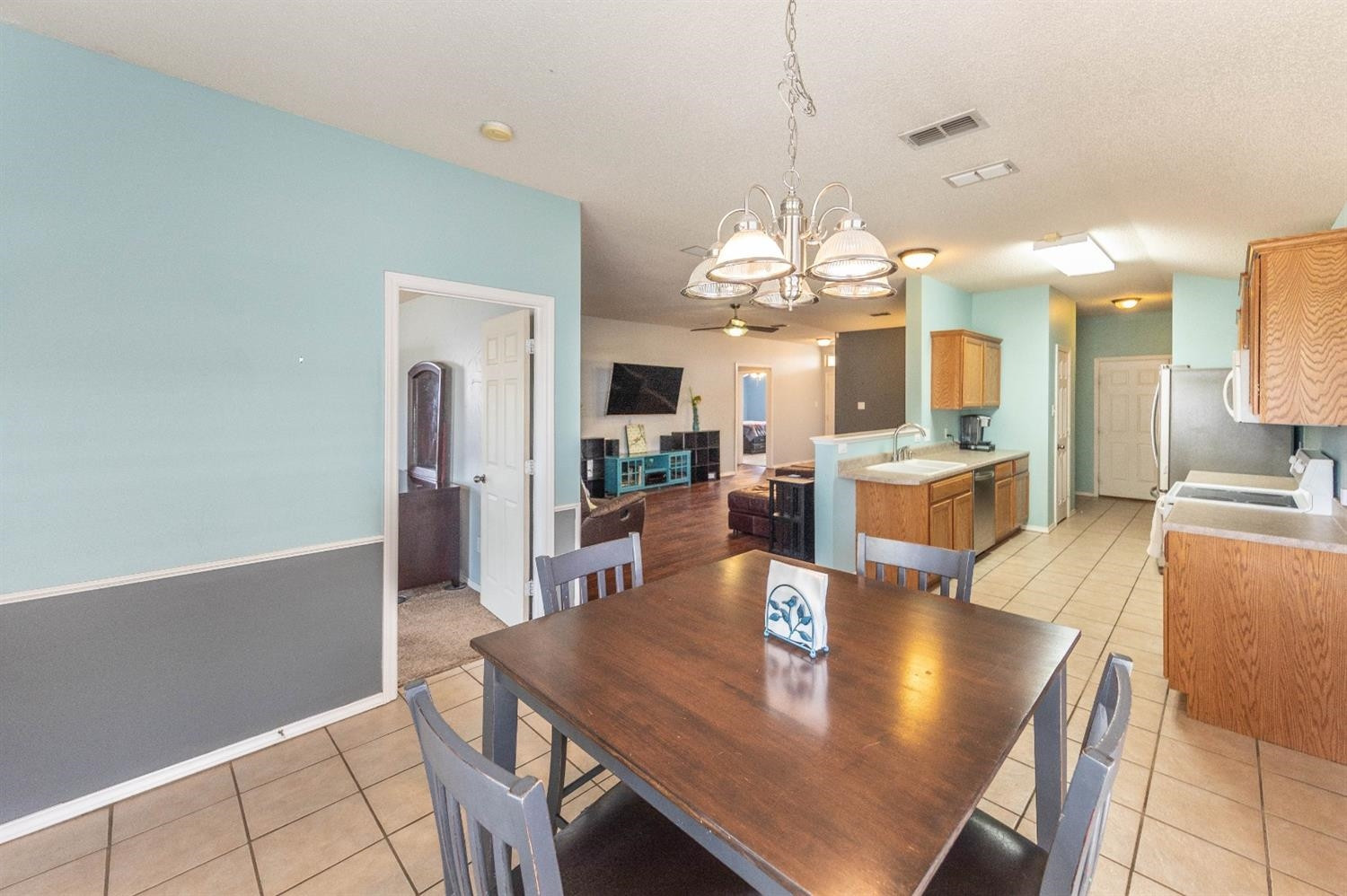 6706 86th Street Lubbock, TX 79424 - Photo 7 of 21 Photo 7