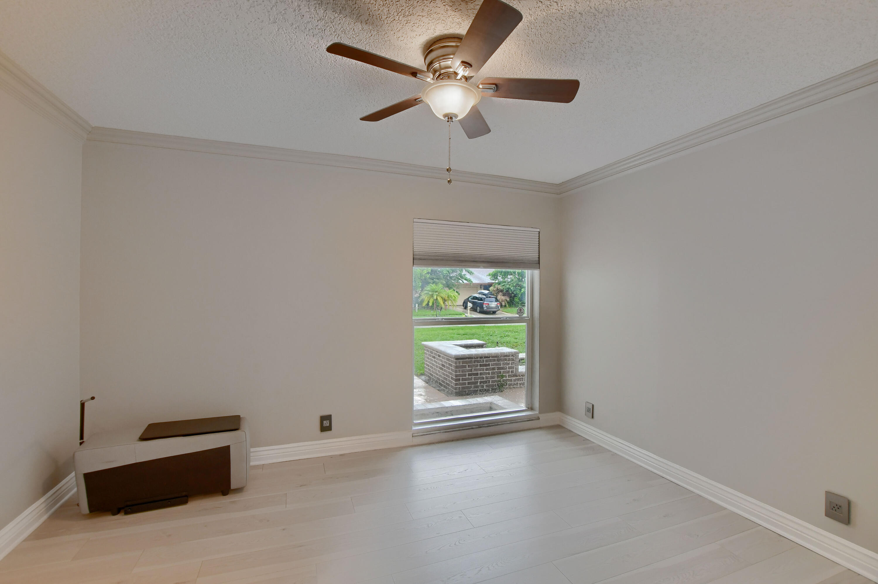 3555 Northwest 27th Avenue Boca Raton, FL 33434 - Photo 4 of 33 03_ebf_7971-hdr(5)