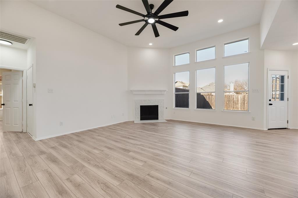 5828 Pine Ridge Boulevard McKinney, TX 75070 - Photo 3 of 19