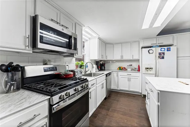 $200,000 | 1017 West Pacific Avenue, Osawatomie, KS 66064