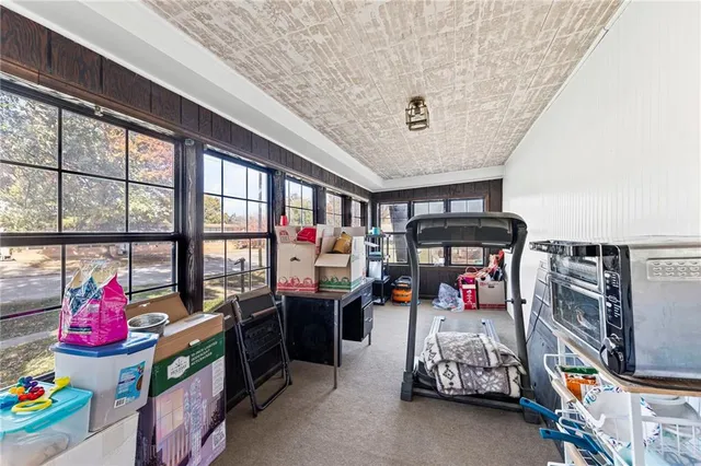 $200,000 | 1017 West Pacific Avenue, Osawatomie, KS 66064