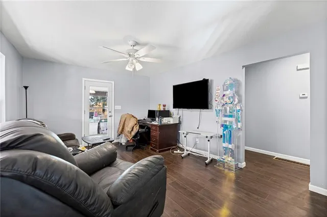 $200,000 | 1017 West Pacific Avenue, Osawatomie, KS 66064