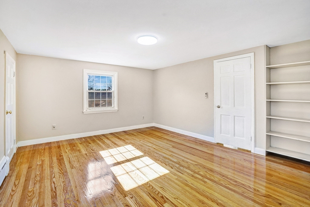 23 Norwich Road Ludlow, MA 01056 - Photo 14 of 41 Gallery Image 14