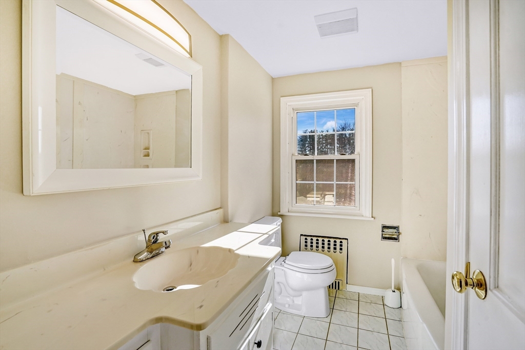 23 Norwich Road Ludlow, MA 01056 - Photo 21 of 41 Gallery Image 21