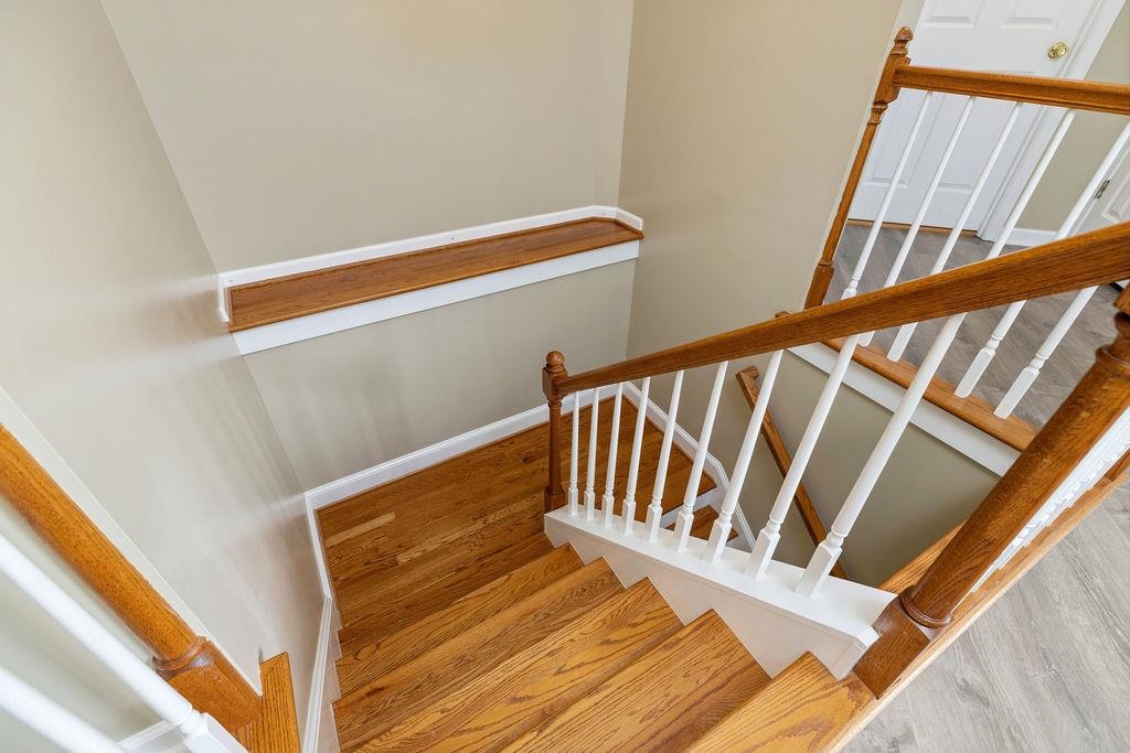 30 Sir Robin Road Waynesboro, VA 22980 - Photo 25 of 62 a view of entryway