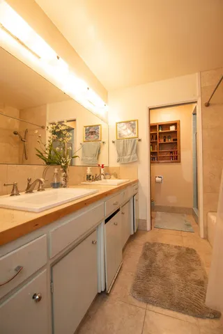 $719,000 | 2128 Park Ridge Drive, Riverbank, CA 95367