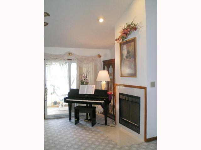 121 Old Farm Road Danville, IN 46122 - Photo 3 of 6 Gallery Image 3