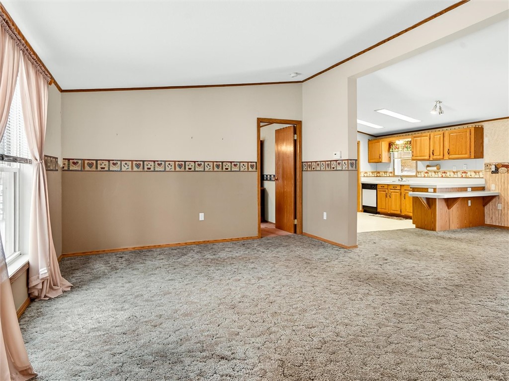 180 River Street Avon, NY 14414 - Photo 16 of 37