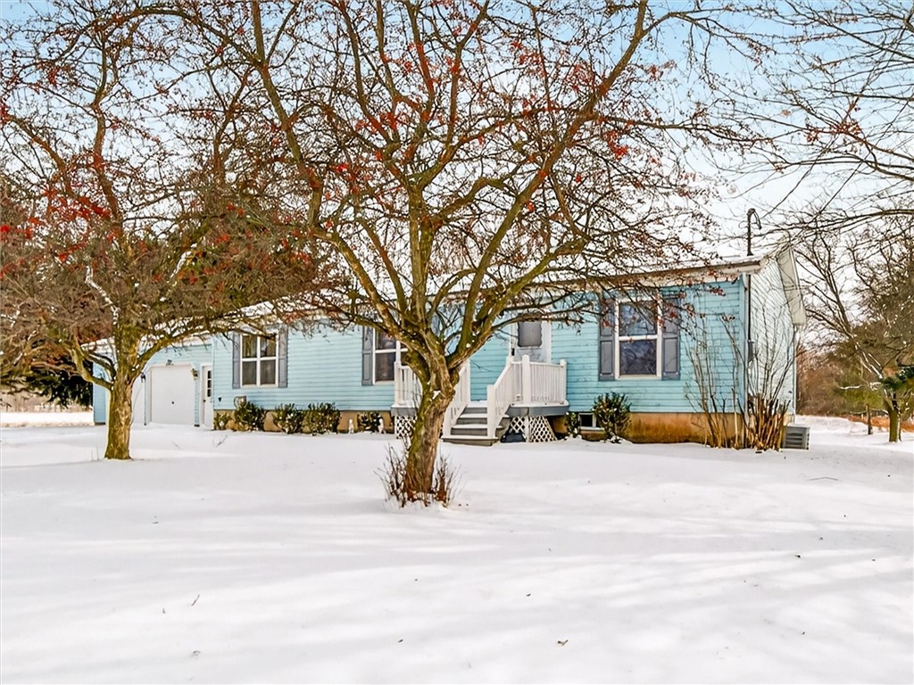 180 River Street Avon, NY 14414 - Photo 2 of 37