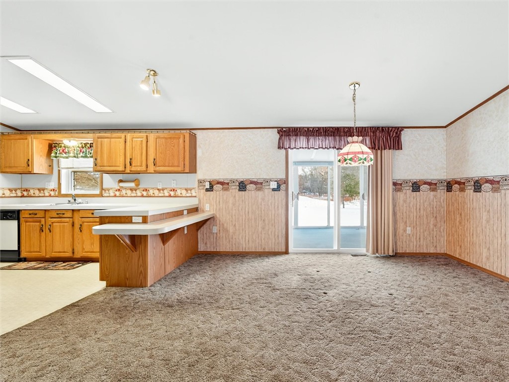 180 River Street Avon, NY 14414 - Photo 10 of 37