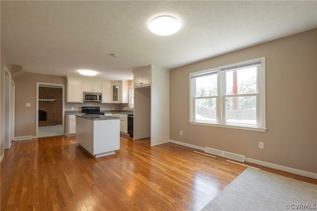 509 Rebel Ridge Road Colonial Heights, VA 23834 - Photo 6 of 50 Gallery Image 6