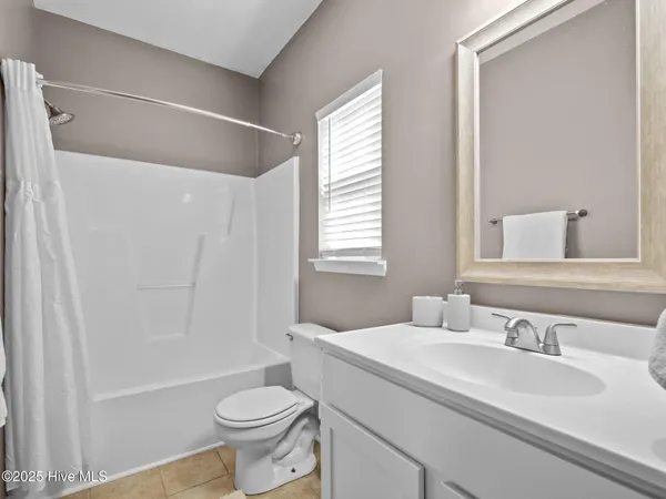 $2,050 | 251 Channel Marker Loop, Swansboro, NC 28584