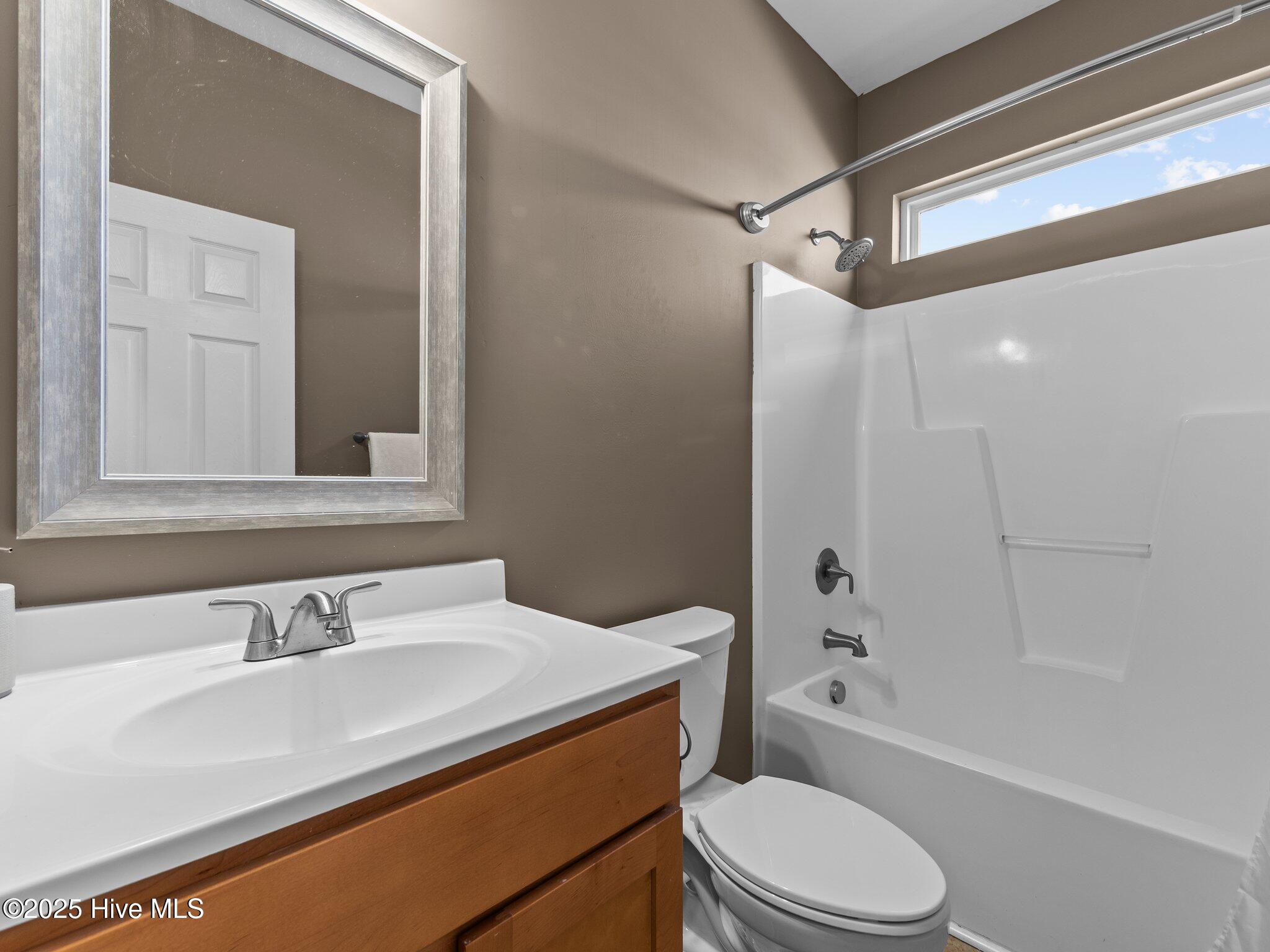 251 Channel Marker Loop Swansboro, NC 28584 - Photo 29 of 47 35-web-or-mls-P3186332