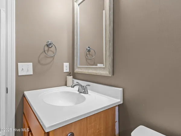 $2,050 | 251 Channel Marker Loop, Swansboro, NC 28584