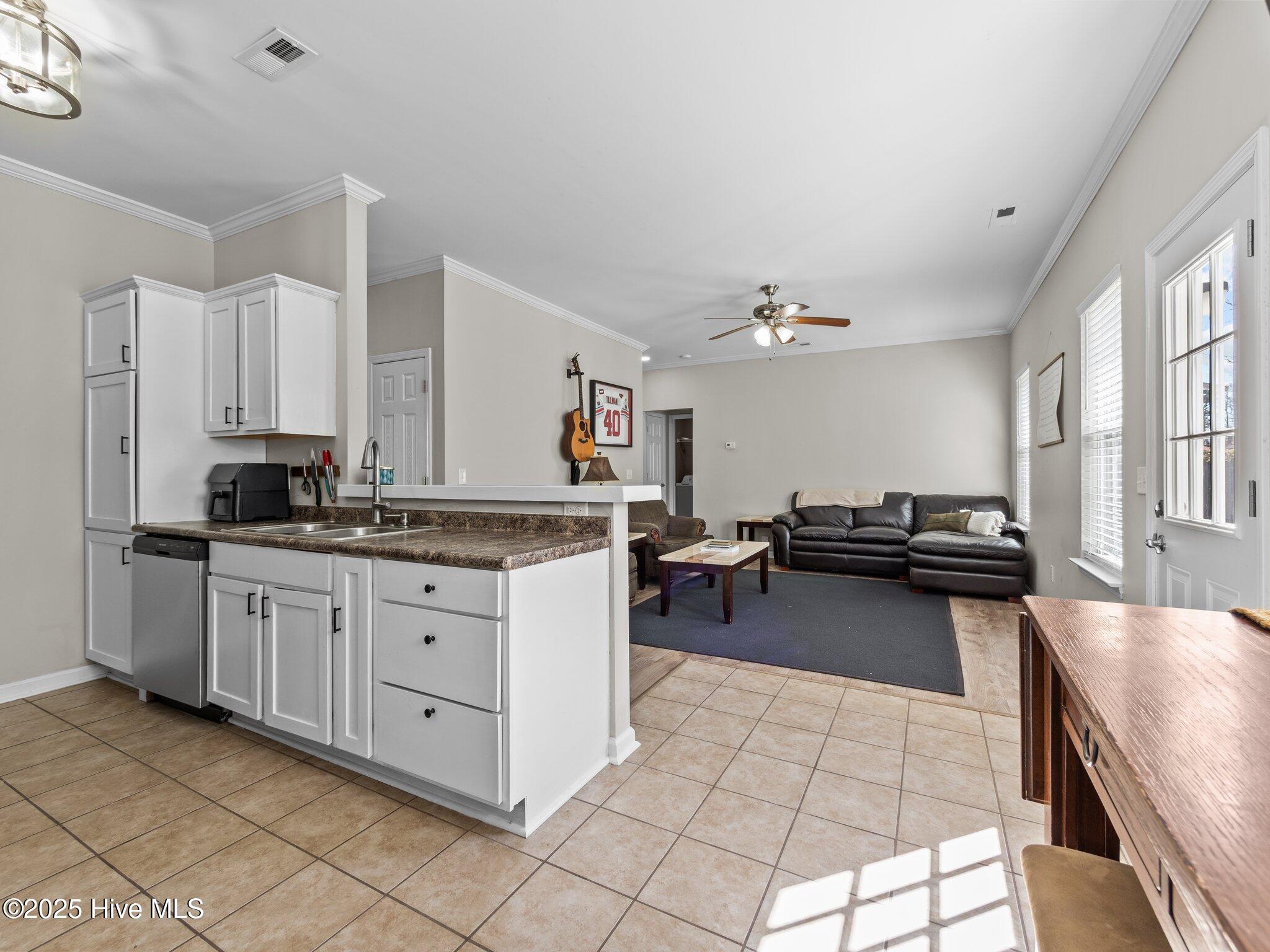 251 Channel Marker Loop Swansboro, NC 28584 - Photo 37 of 47 43-web-or-mls-P3186412