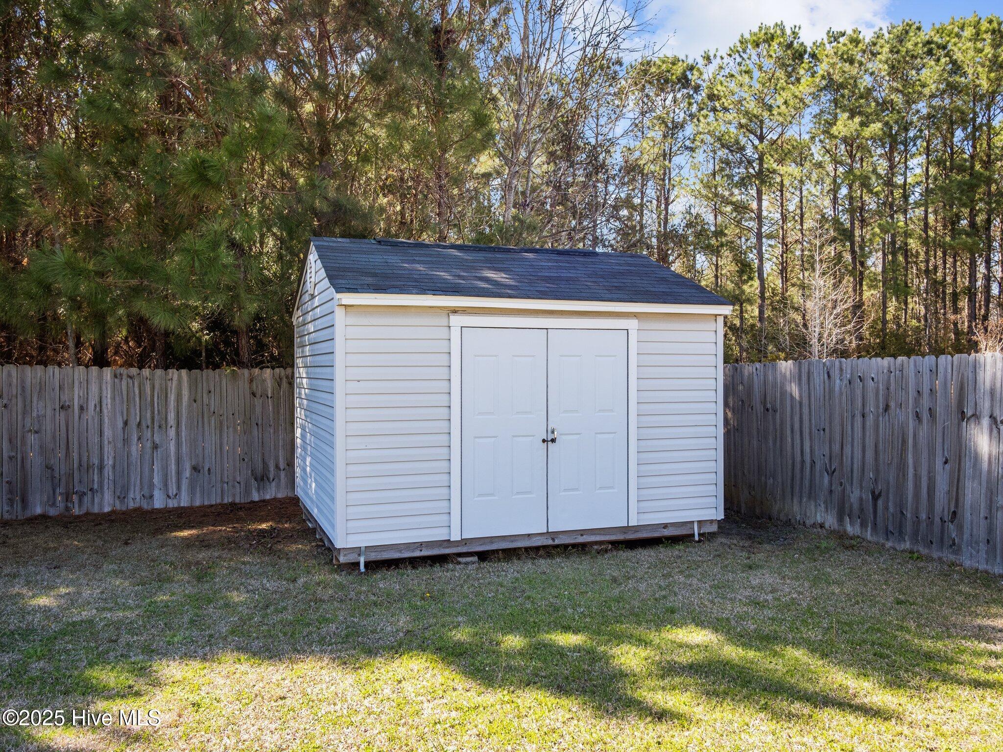 251 Channel Marker Loop Swansboro, NC 28584 - Photo 43 of 47 49-web-or-mls-P3186459