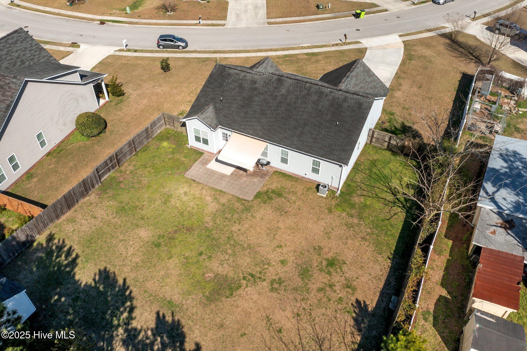 251 Channel Marker Loop Swansboro, NC 28584 - Photo 6 of 47 6-web-or-mls-DJI_0434