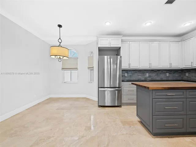 $3,125,000 | 821 Southeast 2nd Court, Fort Lauderdale, FL 33301