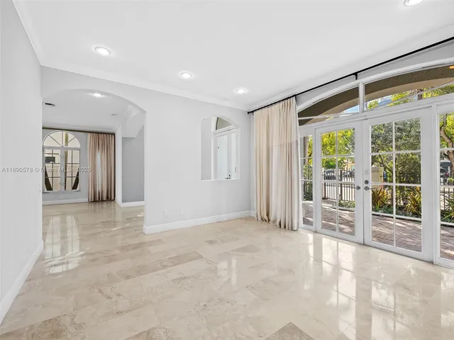 $3,125,000 | 821 Southeast 2nd Court, Fort Lauderdale, FL 33301