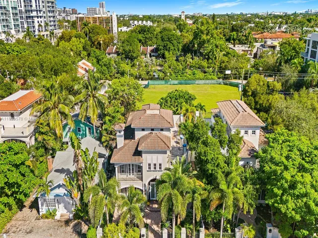 $3,125,000 | 821 Southeast 2nd Court, Fort Lauderdale, FL 33301