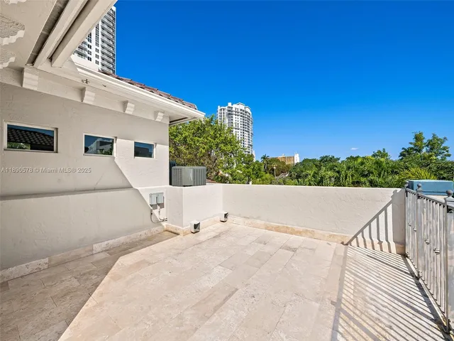 $3,125,000 | 821 Southeast 2nd Court, Fort Lauderdale, FL 33301